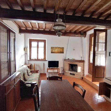La Capannina Apartman Volterra Kültér fotó
