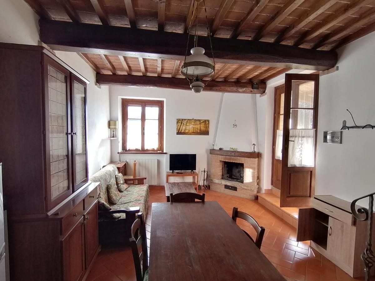 La Capannina Apartman Volterra Kültér fotó