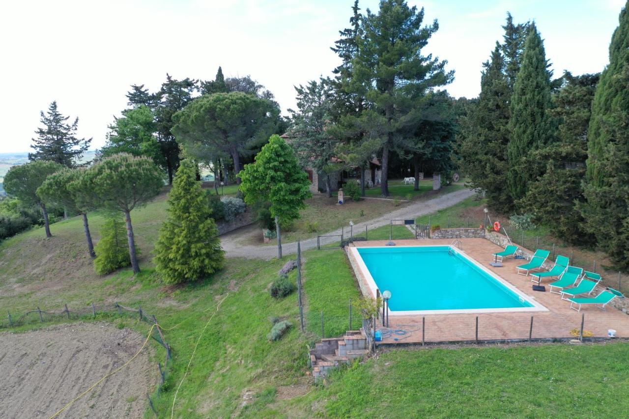 La Capannina Apartman Volterra Kültér fotó